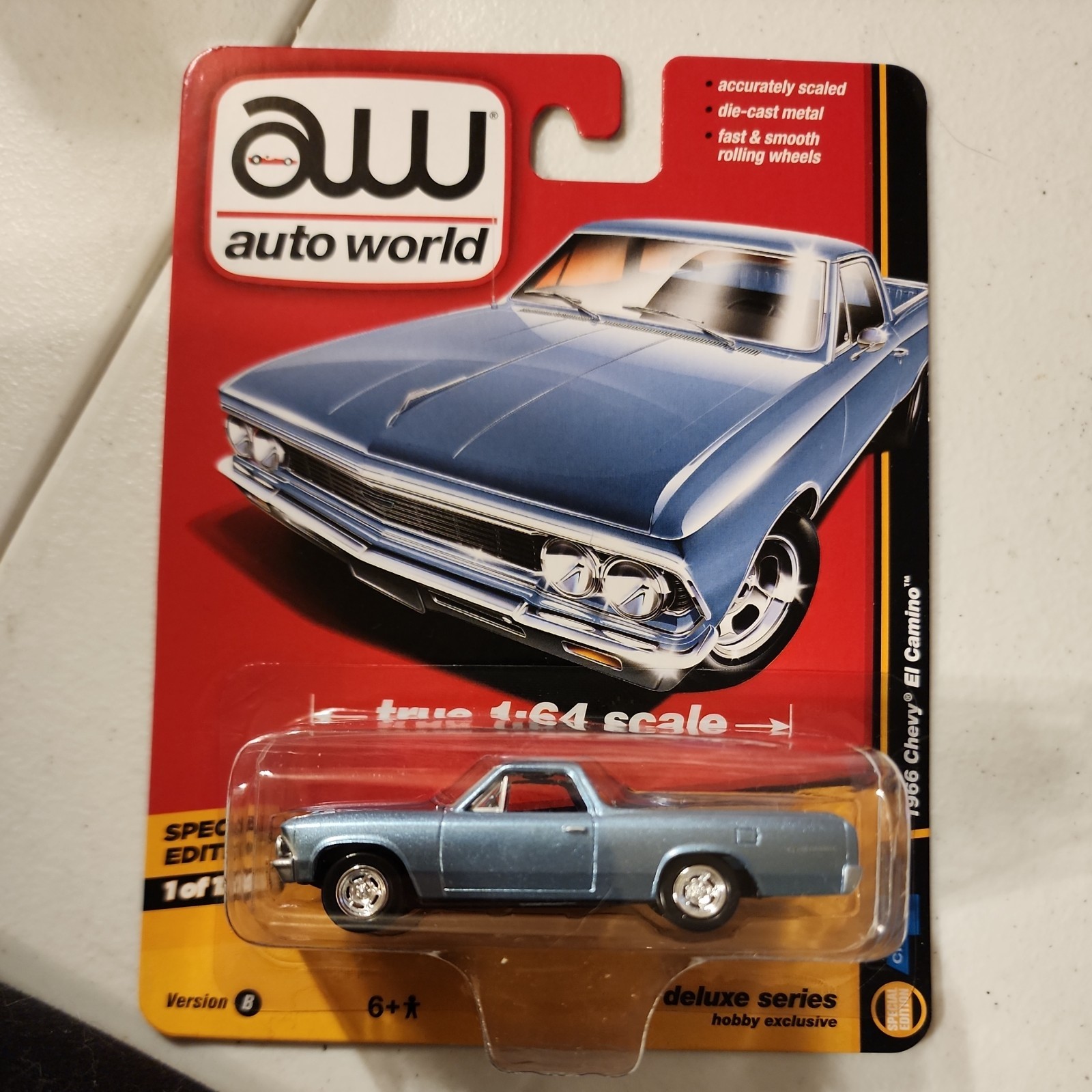 Auto World 1:64 1966 Chevy El Camino Special Edition A B 2-Piece Set