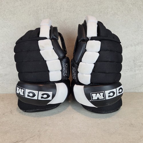 CCM 252 Junior 10" Youth Hockey Gloves Black and White Lock Thumb Powerline