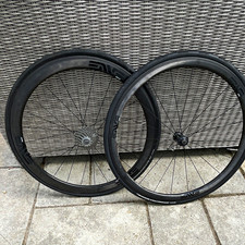 ENVE SES 700C Carbon Rim Brake Clincher Wheelset Black Tubeless Ready