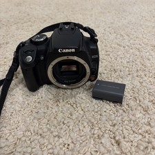 Canon EOS Digital Rebel XT 8MP DSLR Camera Body only DS126071 With Battery