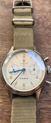Seagull 1963 Chronograph Handaufzug Herrenuhr Edelstahl weiß, grün NATO, Box