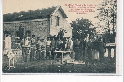 CHANDAI - La Houille Verte, Wasserturbine auf dem Iton im Château des Mas