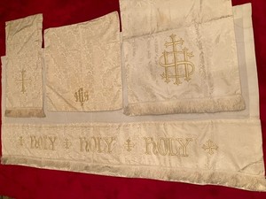Catholic Church Vestment Altar Frontal Hanging and Cloth Ivory w Embroidery L182