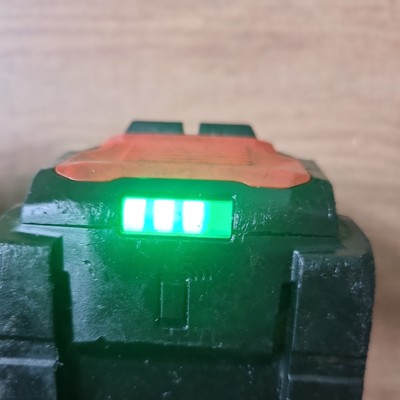 Hilti Nuron Akku B22 -110 5,1 Ah gebraucht Top Zustand 