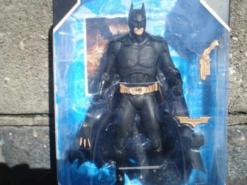 DC MULTIVERSE MCFARLANE BATMAN BEGINS BATMAN 7'' FIGURE BRAND NEW AND SEALED - Picture 5 of 10