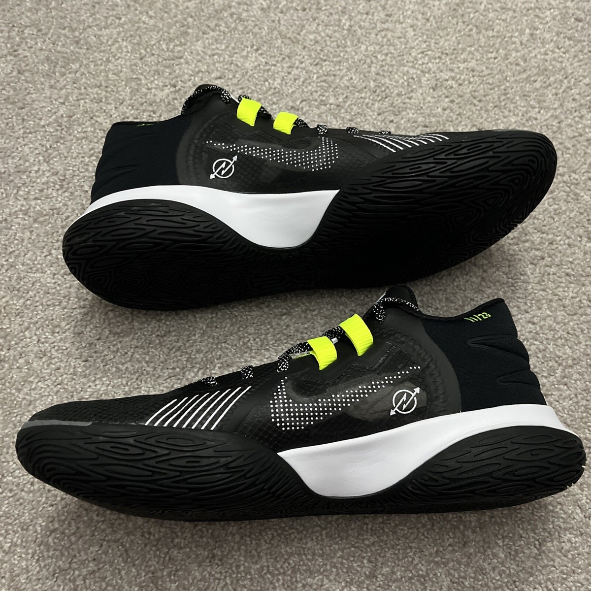 シューズ(男性用) NIKE KYRIE FLYTRAP 2 EP US10 Nike Kyrie Flytrap 2 Black Bright Crimson for Sale