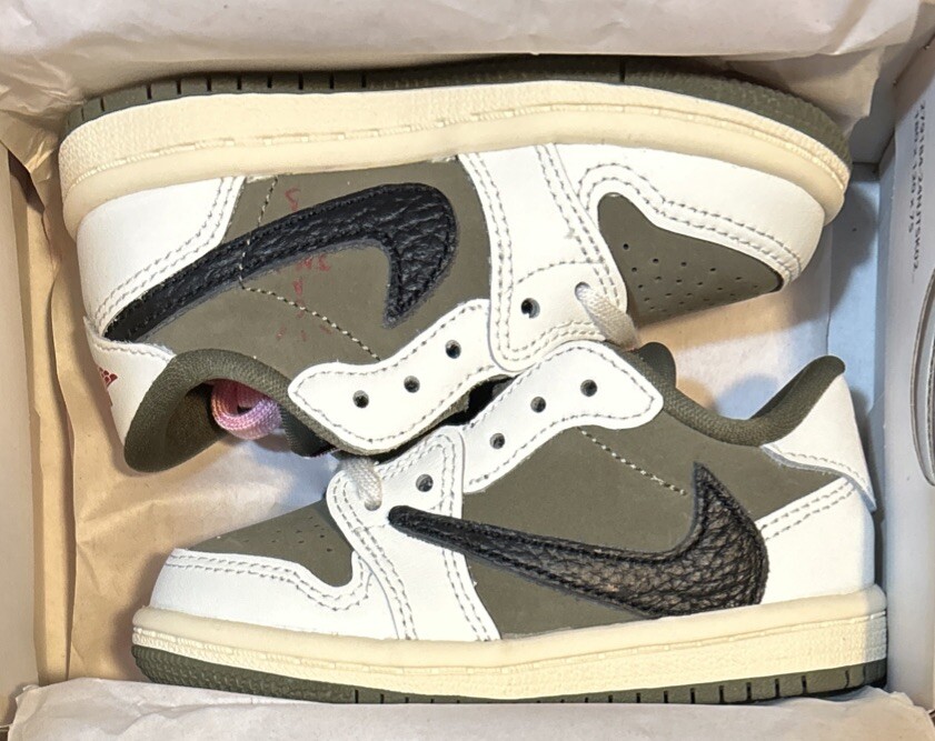 NIB Nike Air Jordan 1 Low OG SP Travis Scott Medium Olive DO5441-200 TD Size 6C