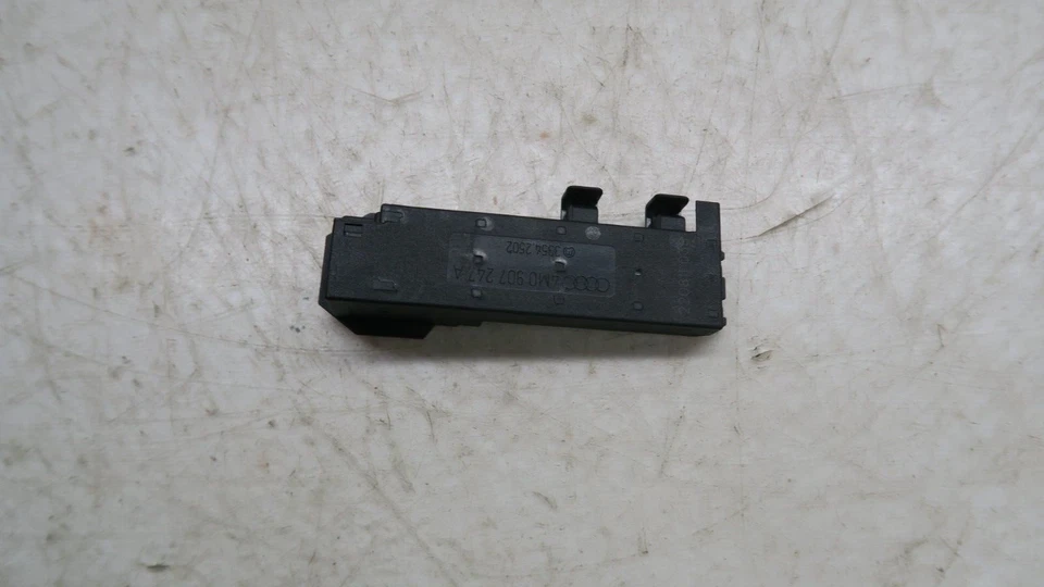 2017-2024 Audi A4 OEM console central módulo de antena de entrada sem chave 4M0907247A - Imagem 3 de 4