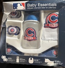 CHICAGO CUBS MLB BABY GIFT SET 5 Piece Box slightly dented no damage on product