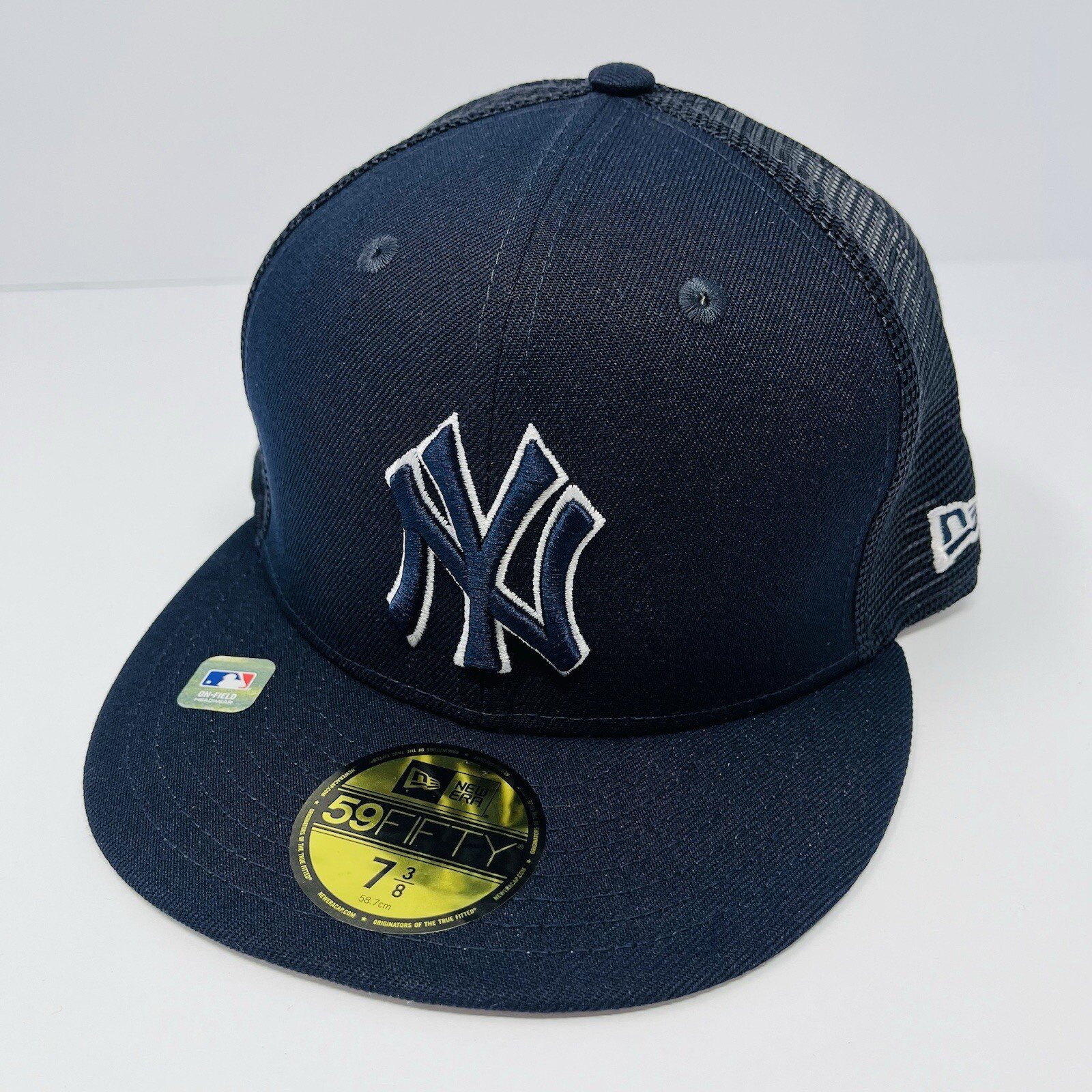 New Era 59FIFTY New York Yankees Mens Fitted Hat Cap Size 7 3/8 Blue BP Mesh NWT