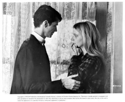 Anthony Perkins holds Blythe Danner in Lovin Molly 1974 Old Photo
