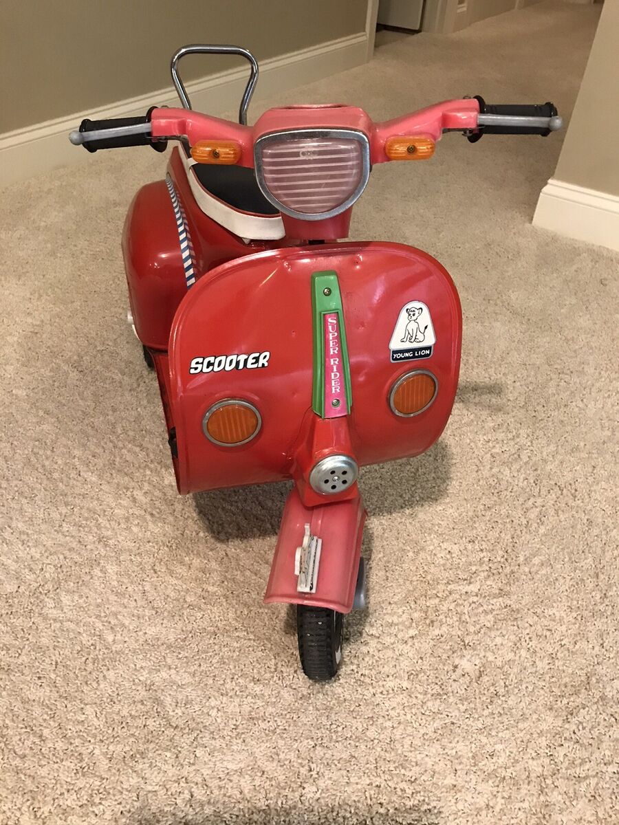 Vintage National Young Lion Vespa Style Pedal Scooter - All Vintage National Young Lion Vespa Style Pedal Scooter - All