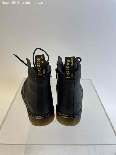 Dr. Martens Children Black Boots - Size 8 - Picture 3 of 7