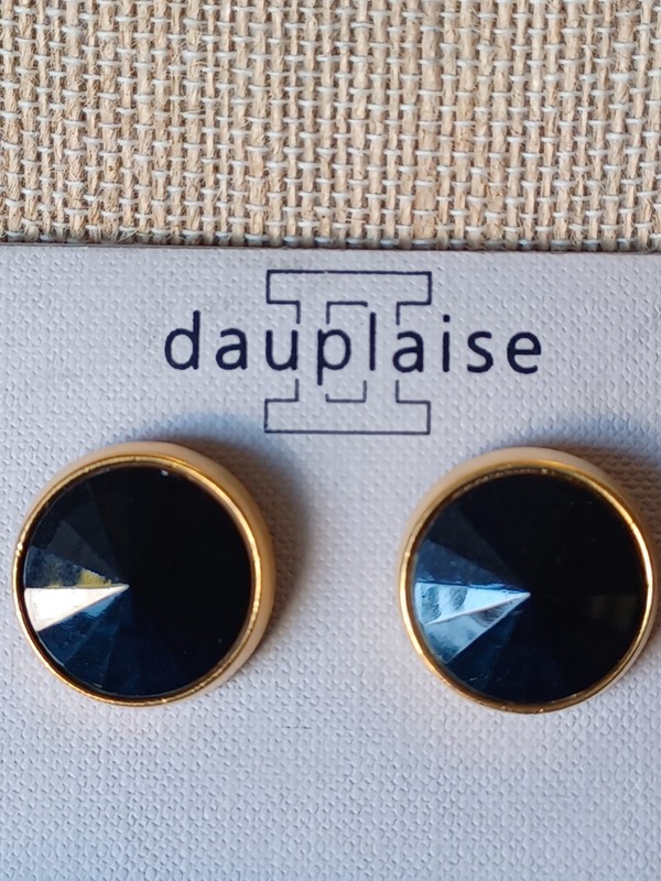 Vintage Goldton Dauplaise  Clip Earrings  Round Black Prisom Cut Plastic Stone