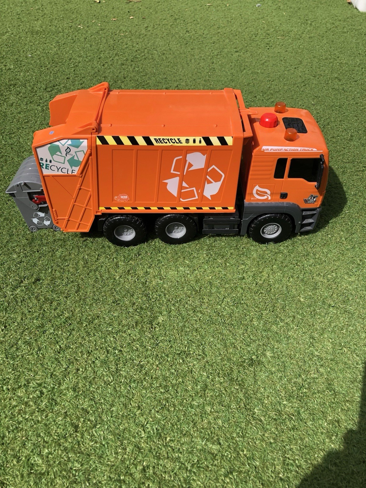Picture 1 of 3