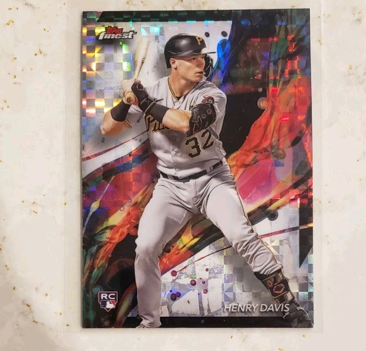 2024 Topps Finest Henry Davis Pittsburgh Pirates Xfractor RC #15