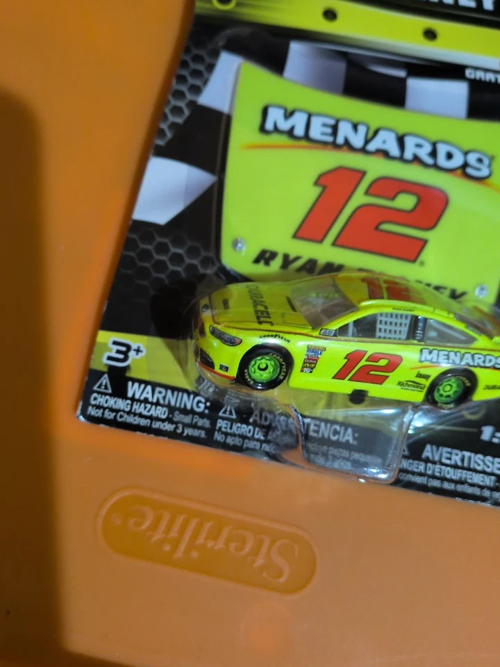 #12 Ryan Blaney 2018 Wave 3 NASCAR Authentics escala 1:64 caja de daños menores Foto 3 de 4