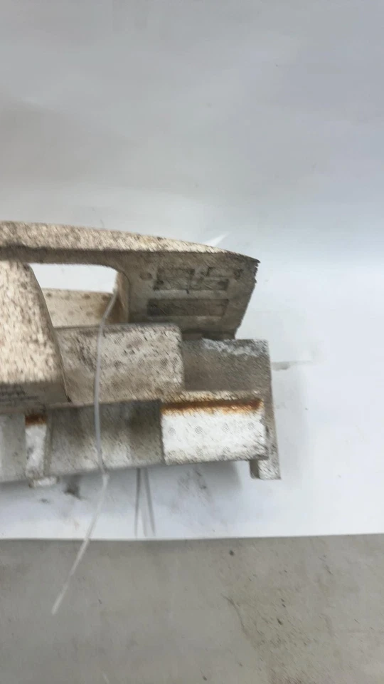 2001-10 Chrysler PT Cruiser Rear Bumper Reinforcement - Image 4 of 4