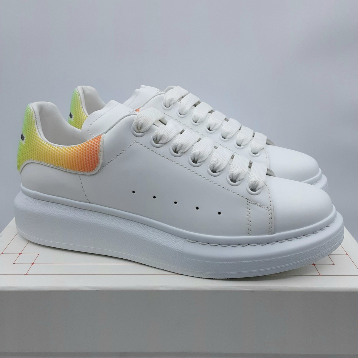 Alexander McQueen Oversized Larry women's sneakers white/multi EU