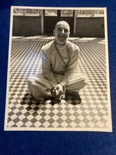 Bhaktivedanta Manor   VINTAGE  PHOTOGRAPH  20/25 cm  NAME HIM ? LECHMORE  HEATH