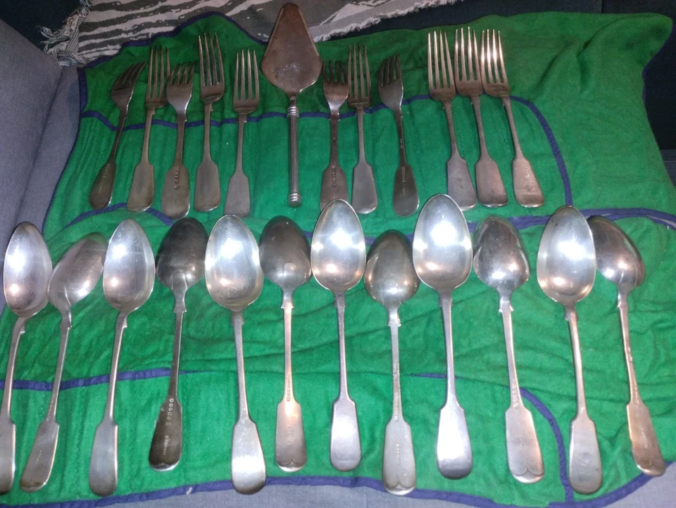ANTICO BROGGI MILANO SET 24 POSATE Ottime Condizioni. Foto 2 de 4