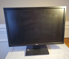Acer V223W 22" 1680 x 1050 Resolution Widescreen LCD Monitor Box Works Great