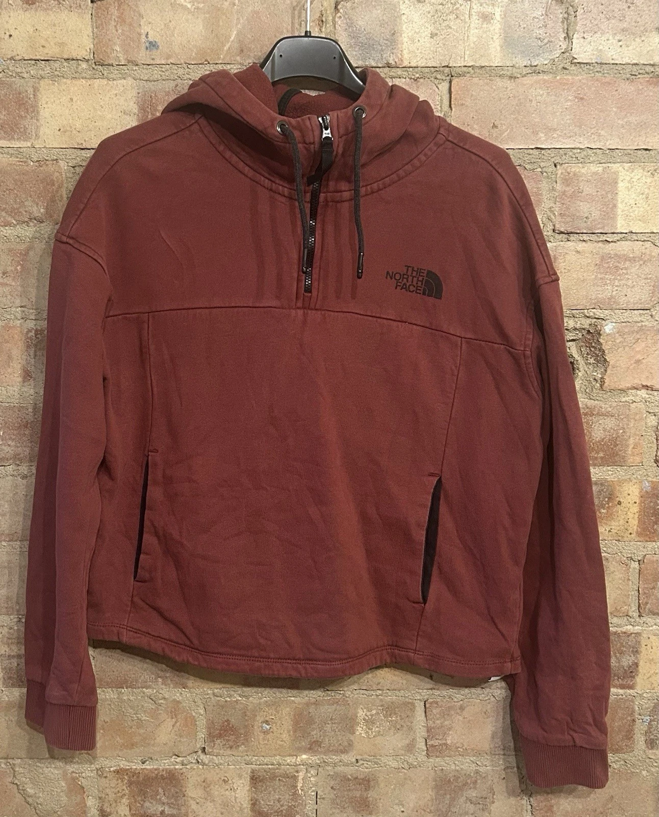 THE NORTH FACE Hoodie Women’s 1/4 Zip Size Medium 42” Cropped Kangaroo Pouch