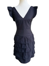 ML Monique Lhuillier Women's Black Plunging Tiered Dress Size 4