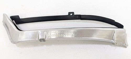 Porsche Boxster 986 Facelift Rear Bumper Lower Right Retaining Frame 98650564800 - 第 4/9 張圖片
