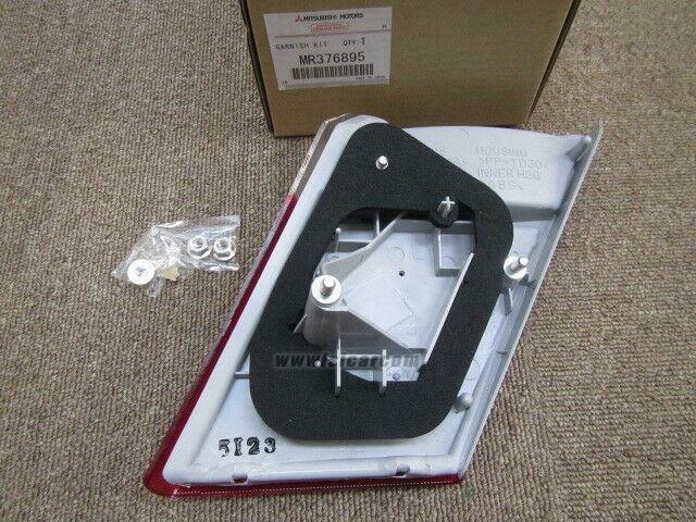 Mitsubishi Lancer GSR 4wd Turbo Cm5a Garnish Kit RR End Panel LH 