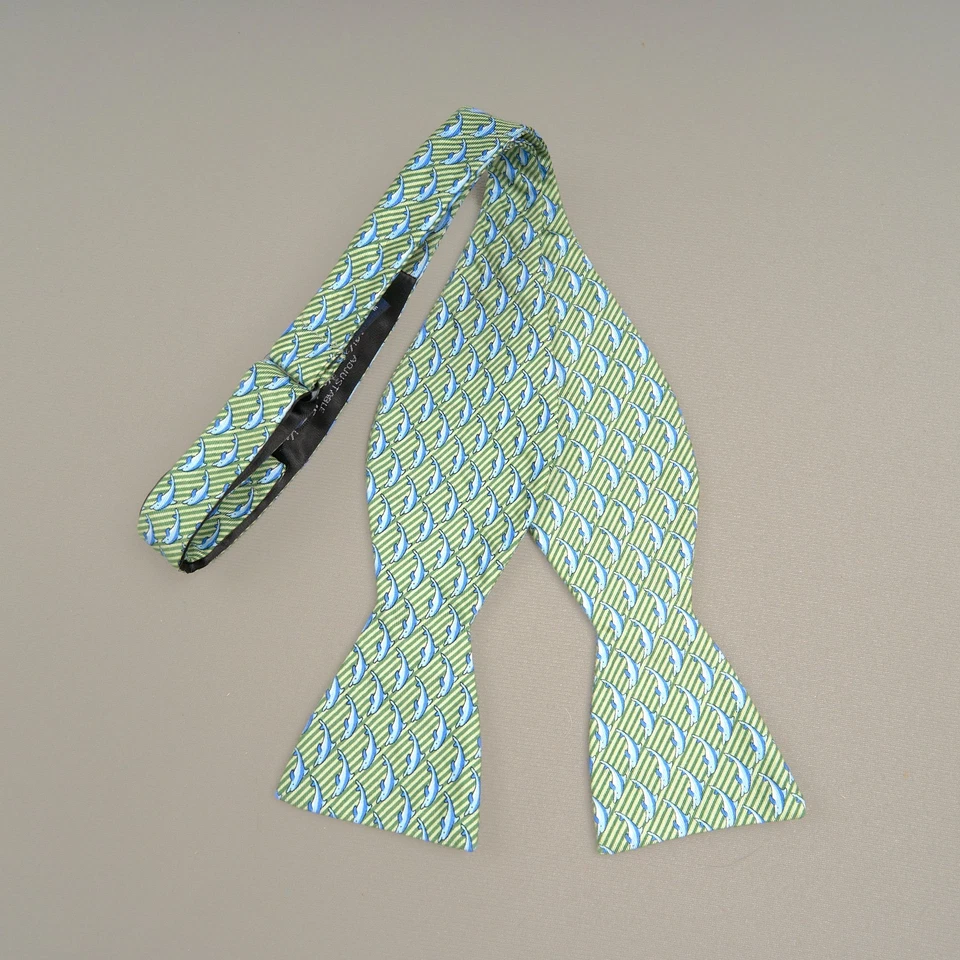 Pajarita Saddlebred verde azul seda estampado de delfines autocorbata Foto 3 de 4