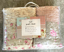 Soul  Lane Secret Garden 2 pc Twin Patchwork Quilt Set New