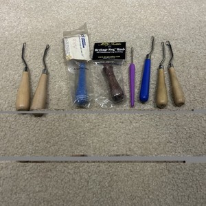 8 Vintage Wood Plastic Latch Hook Tools Caron Creative Expressions MCG textiles