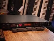 YAMAHA SPX50D Digital Multi-Effect Processor Used with Battery Backup and Servi