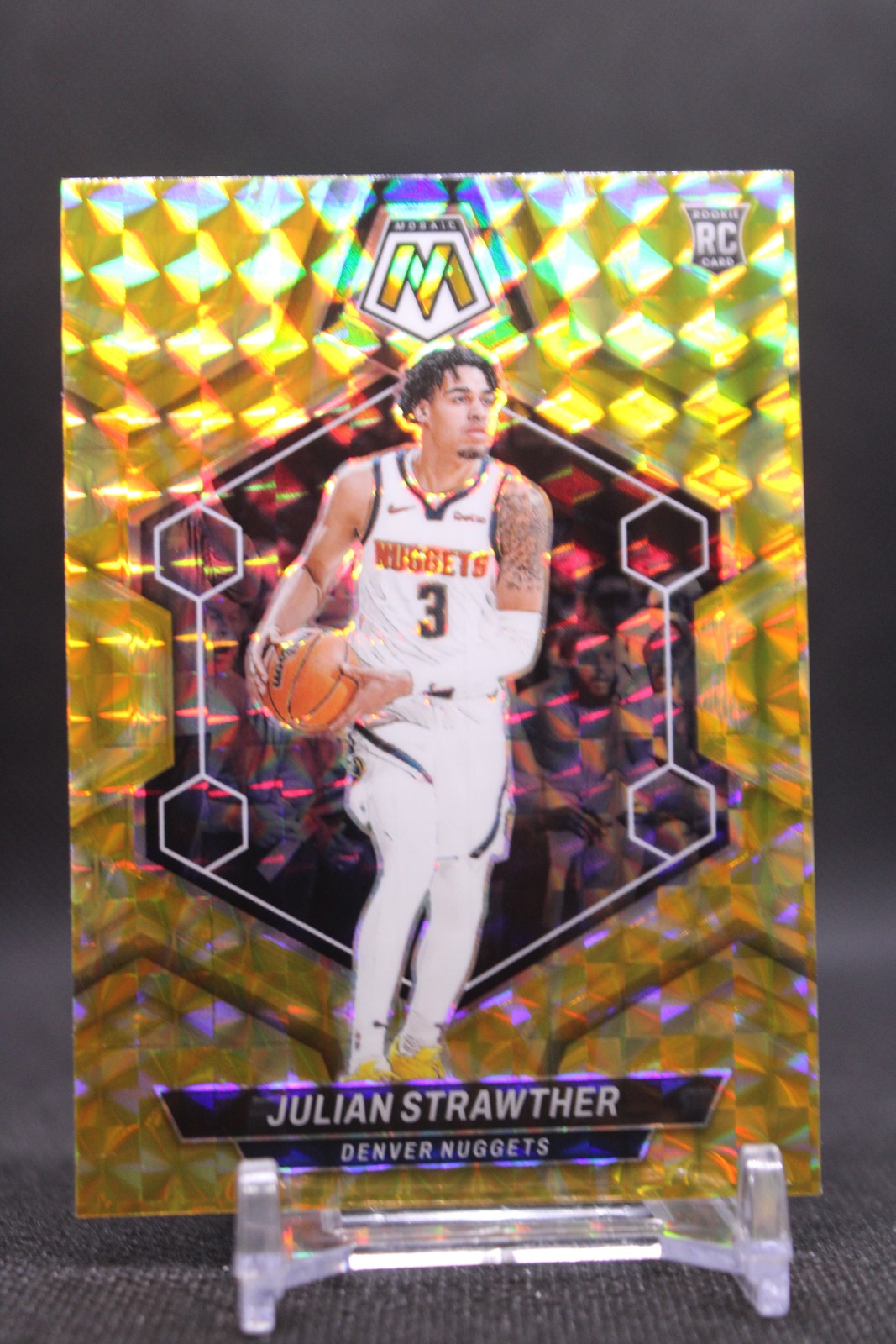Julian Strawther #214 2023-24 Panini Mosaic Reactive Yellow Nuggets RC