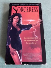 Sorceress VHS Videotape 1995 Linda Blair Julie Strain Triboro Horror Ships Free