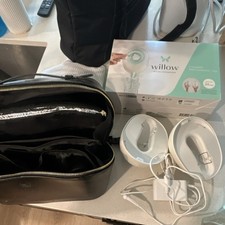 Willow Double Electric Breast Pump Hands-Free 24mm White w/ Containers