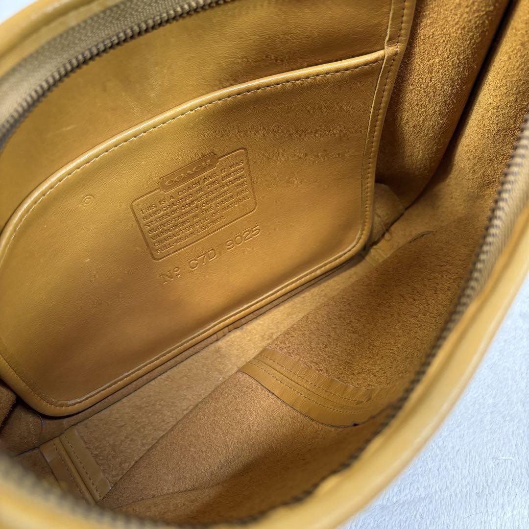 coach ergo vintage コーチ エルゴ イエロー 黄色 9025 Coach Old Vintage Ergo 9025 Shoulder Bag Leather City Bag