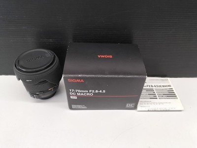 Interchangeable Lens Model SIGMA DC 17 70MM1 2.8 4.5 MACR SIGMA