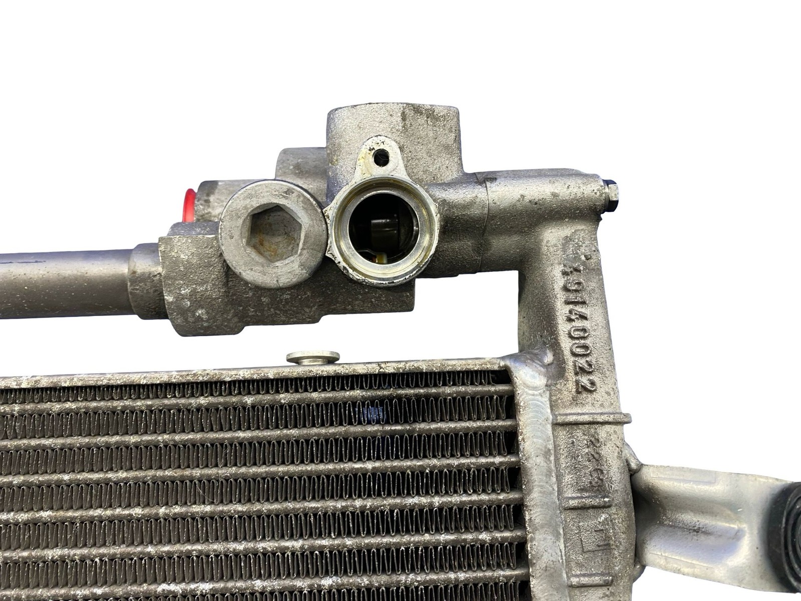 2008-2015 Audi R8 v10 Oem Awd 5.2l engine motor oil cooler w/ bracket 427117015