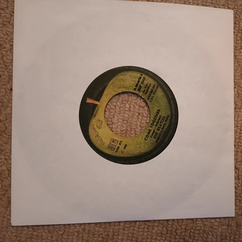 THE BEATLES on Italian Apple Come Together / Something  7" single original 1969