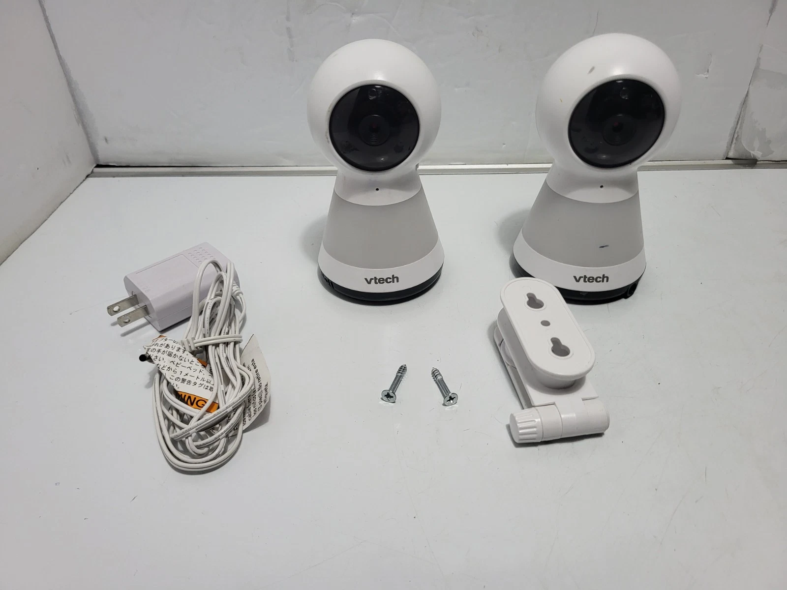 Vtech VM5463-2 5 inch Baby Unit Lot Of 2 Cameras One Power Cord