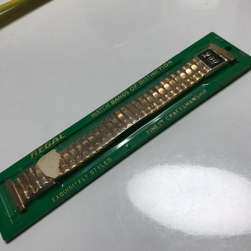 Vintage 18 mm NIB Stainless Steel Gold Tone Watch Band Regal Expansion - Picture 8 of 8