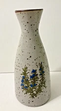 Vintage Takahashi Otagiri Blue Flowers Botanical Bud Vase 5 1/4" tall