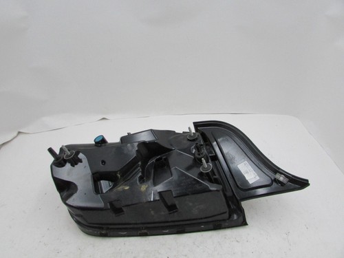2018-2022 FORD MUSTANG GENUINE OEM RIGHT LED TAIL LIGHT B1 - Picture 3 of 3