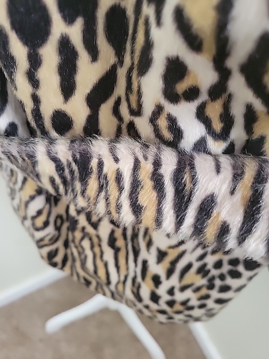 Vintage 1960s Leopard Faux Fur Coat Safari Sportowne La Vintage 1960s Leopard Faux Fur Coat Safari Sportowne La