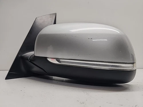  2015 - 2018 Kia Sedona DRIVER DOOR MIRROR BLIND SPOT Silver OEM LH | 037560