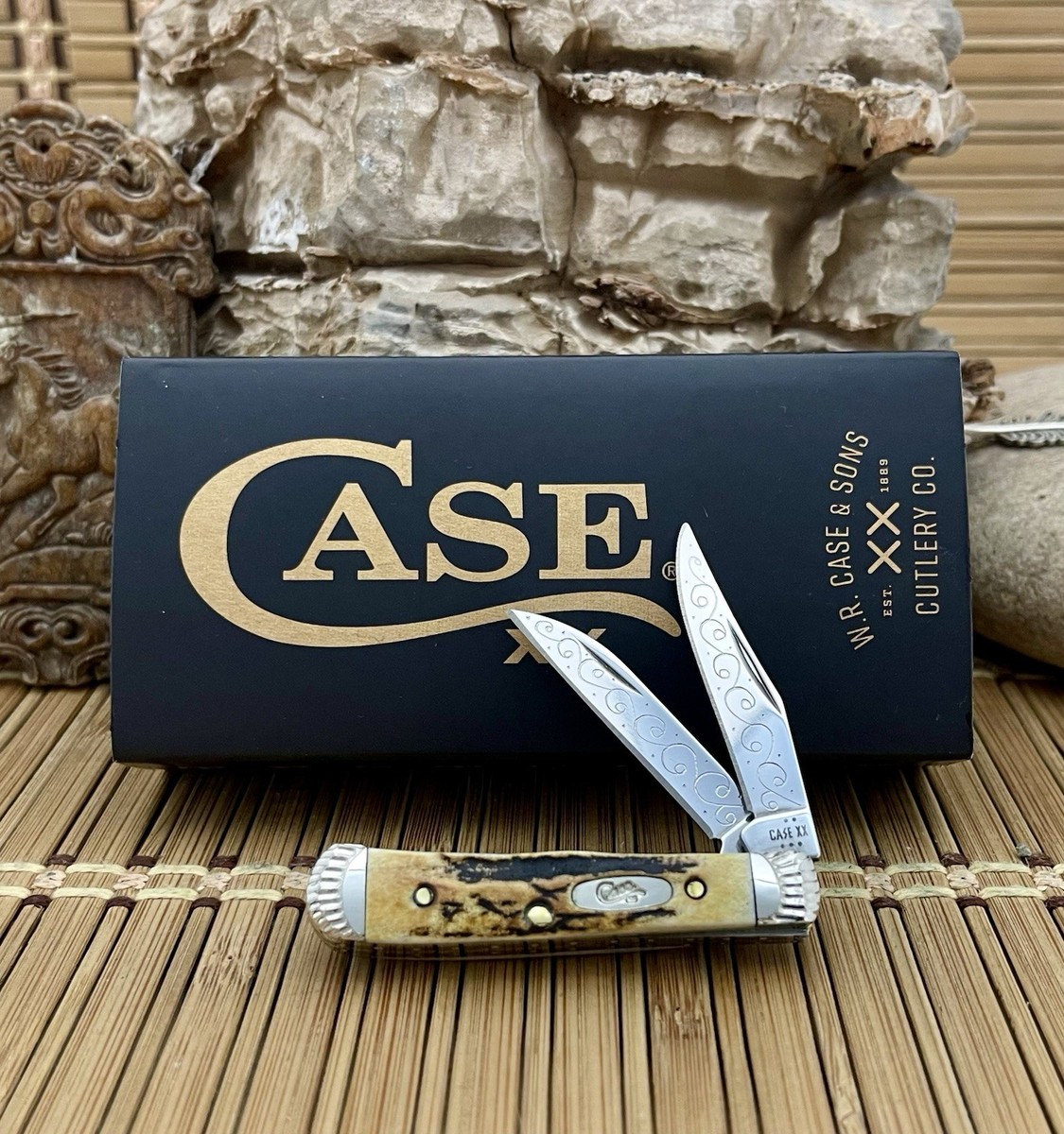Case XX Amazing Custom Genuine Stag Engraved AAA++ Tiny Trapper