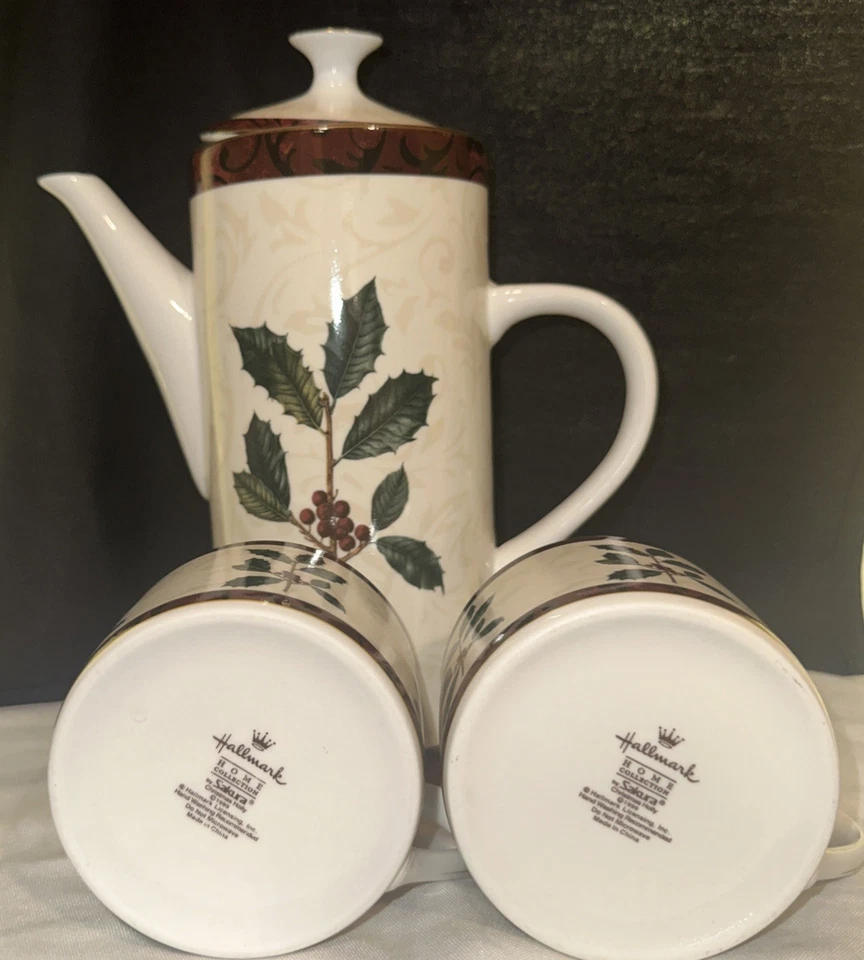 Juego de 2 tazas y servidor de cafetera Hallmark Sakura Christmas Holly 1999 vintage usado en excelente estado Foto 2 de 4