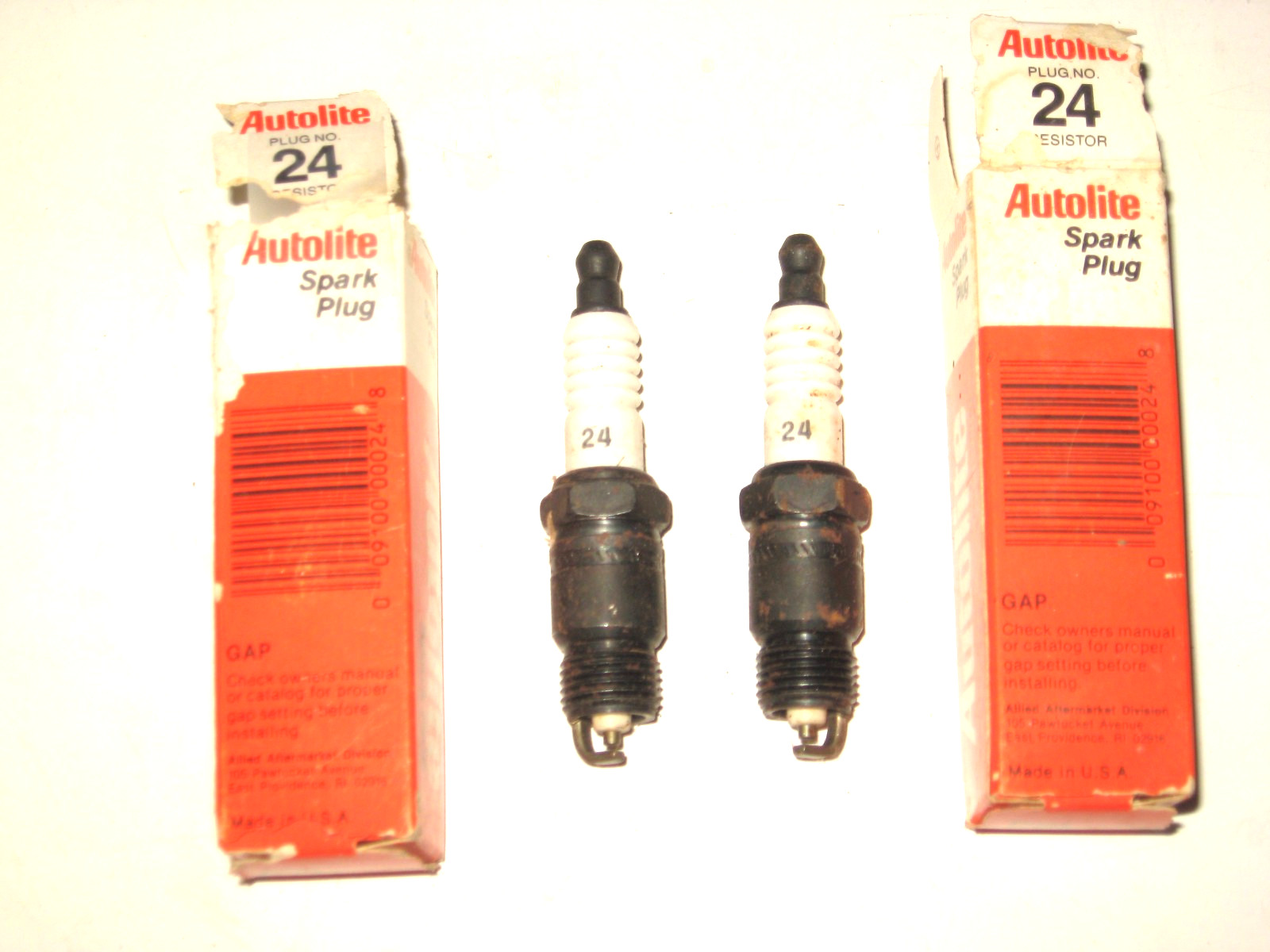 Two 2 Spark Plugs,-Copper Resistor, USA, Autolite # 24